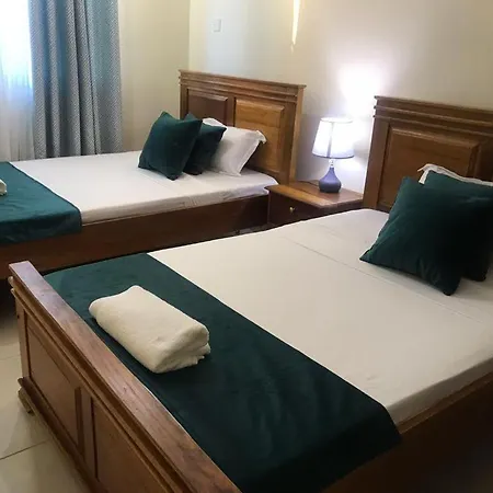 Paradise Destinations Apartment Mombasa Esterno foto